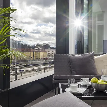 Aparthotel Private Living Perron *