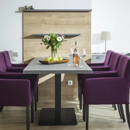 Private Living Perron *
